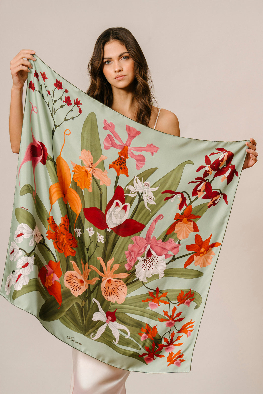Pañoleta Jardín de Orquídeas Verde 90x90